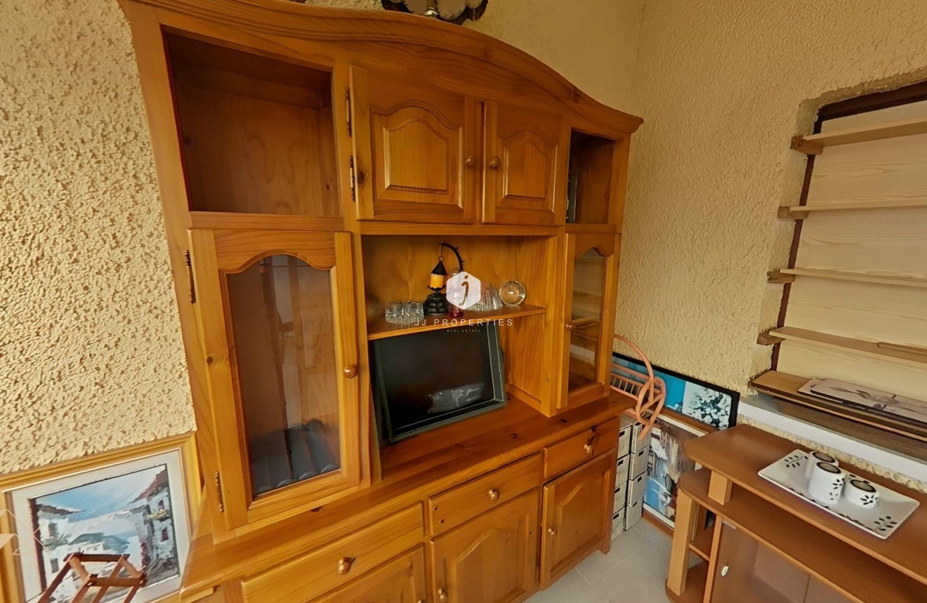 Aus zweiter Hand - Villa -
Torrevieja - San luis