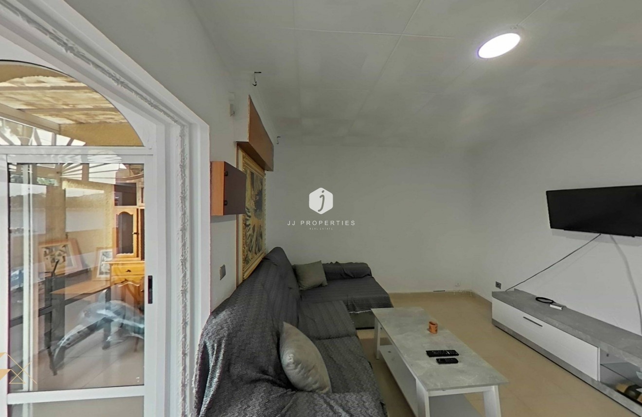 Aus zweiter Hand - Villa -
Torrevieja - San luis