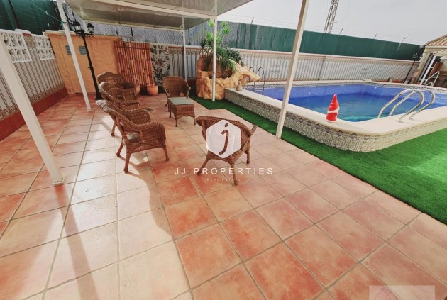 Z drugiej ręki - Villa -
Torrevieja - La Siesta - El Salado - Torreta