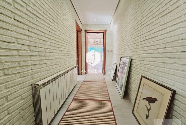 Z drugiej ręki - Villa -
Torrevieja - La Siesta - El Salado - Torreta