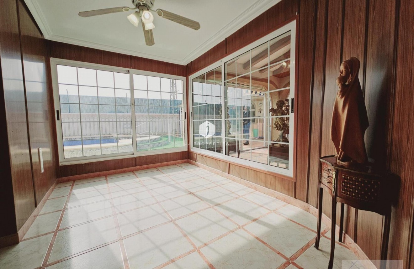 Z drugiej ręki - Villa -
Torrevieja - La Siesta - El Salado - Torreta