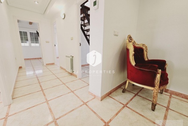 Z drugiej ręki - Villa -
Torrevieja - La Siesta - El Salado - Torreta