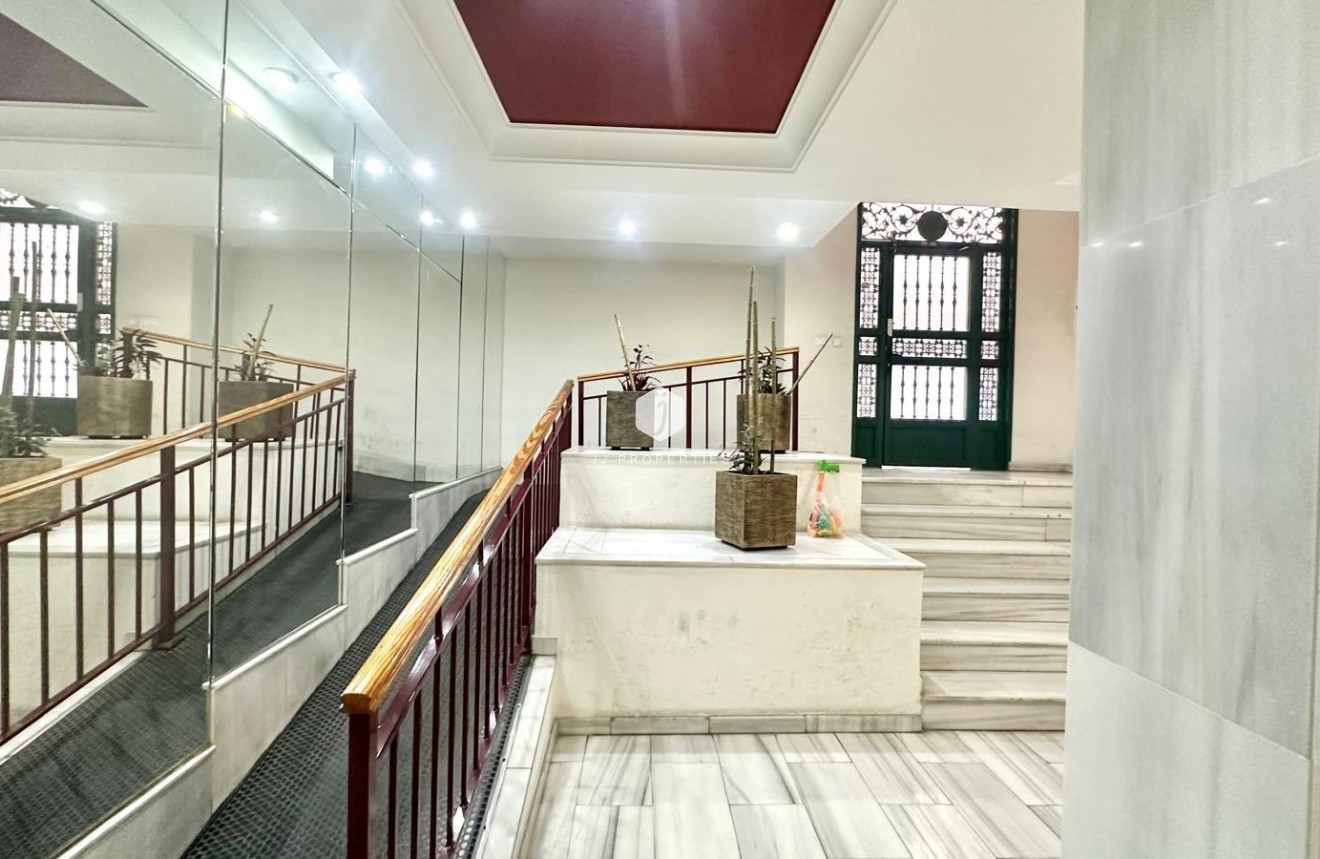 Aus zweiter Hand - Wohnung -
Torrevieja - Centro