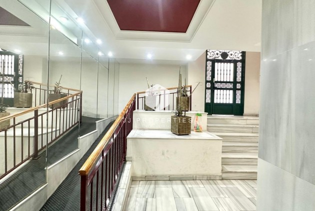 Aus zweiter Hand - Wohnung -
Torrevieja - Centro