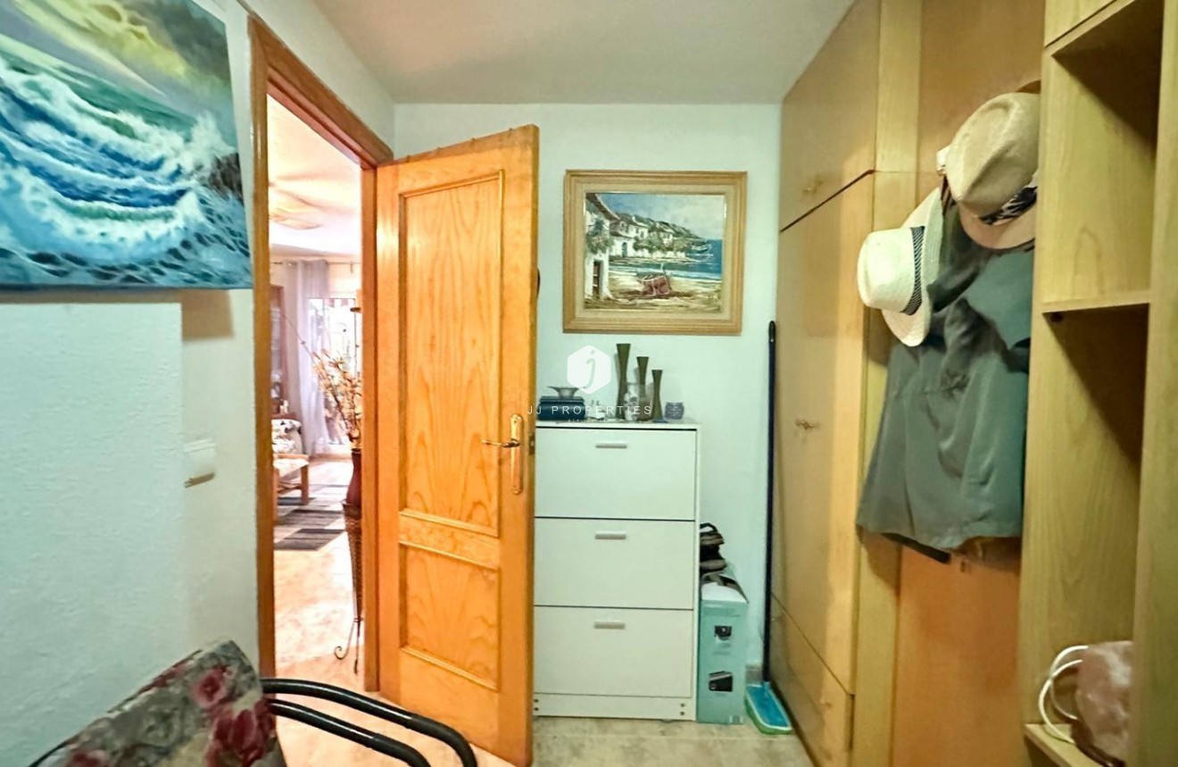 Aus zweiter Hand - Wohnung -
Torrevieja - Centro