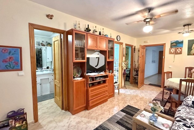 Aus zweiter Hand - Wohnung -
Torrevieja - Centro