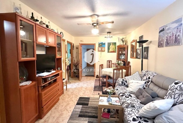 Aus zweiter Hand - Wohnung -
Torrevieja - Centro