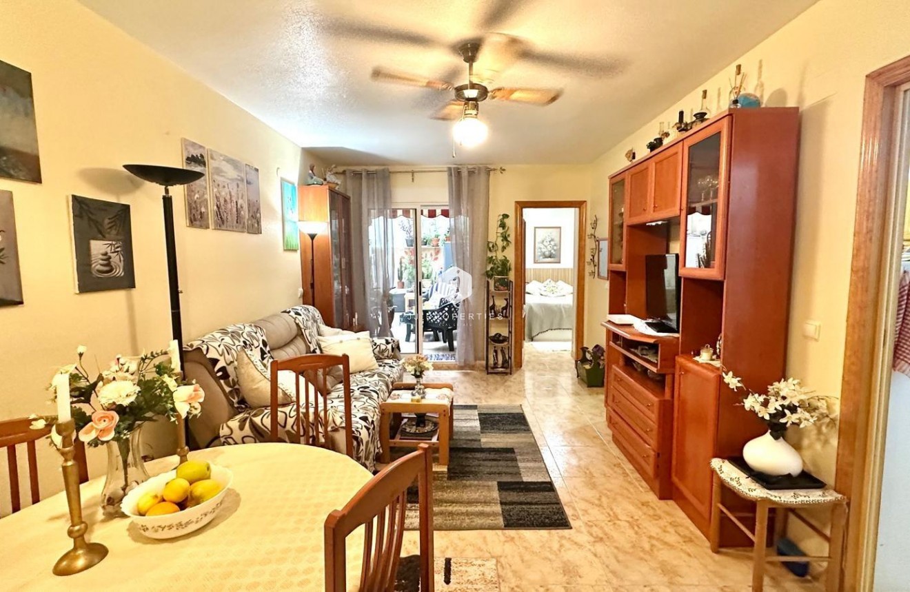 Aus zweiter Hand - Wohnung -
Torrevieja - Centro