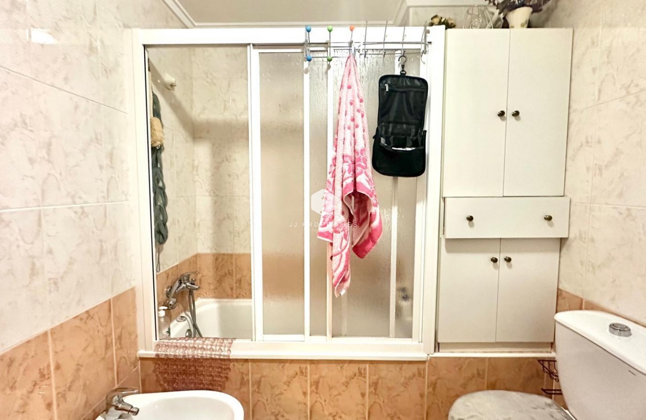 Aus zweiter Hand - Wohnung -
Torrevieja - Centro