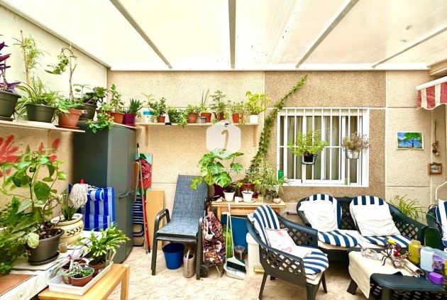 Aus zweiter Hand - Wohnung -
Torrevieja - Centro