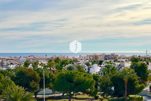 Aus zweiter Hand - Wohnung -
Torrevieja - Playa del Cura