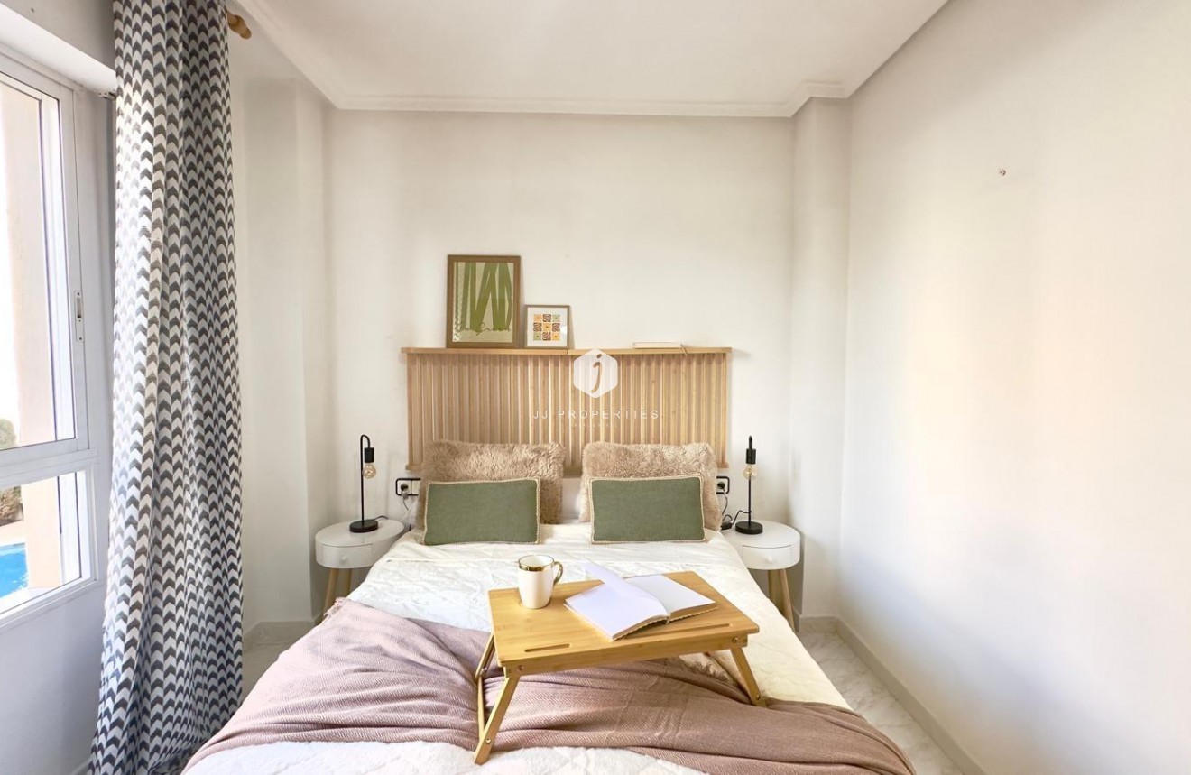 Aus zweiter Hand - Wohnung -
Torrevieja - Playa del Cura