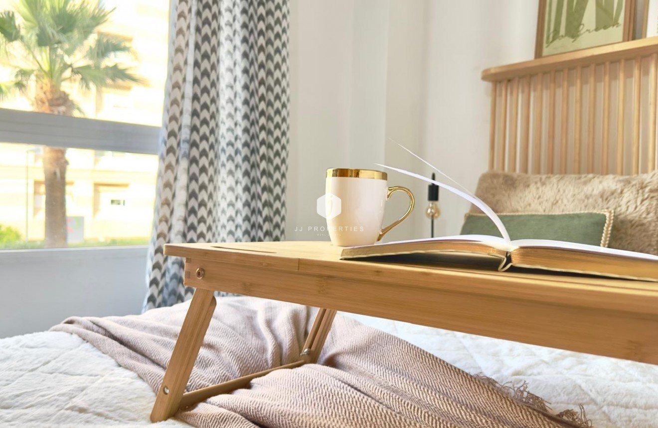 Aus zweiter Hand - Wohnung -
Torrevieja - Playa del Cura