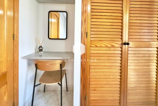 Aus zweiter Hand - Wohnung -
Torrevieja - Playa del Cura