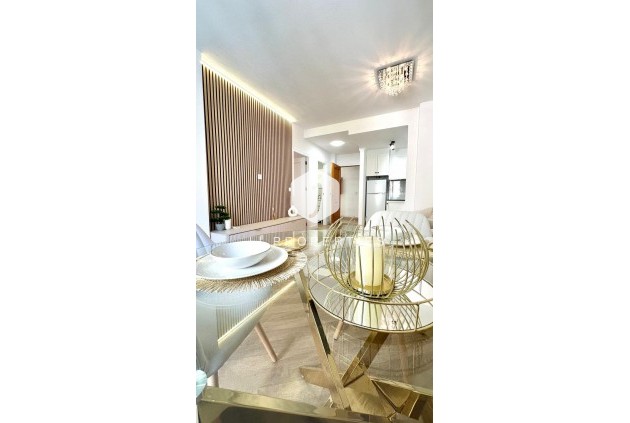 Aus zweiter Hand - Wohnung -
Torrevieja - Centro