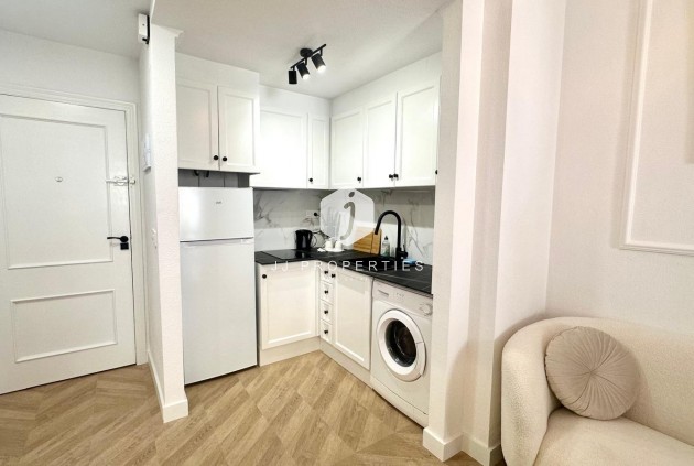 Aus zweiter Hand - Wohnung -
Torrevieja - Centro