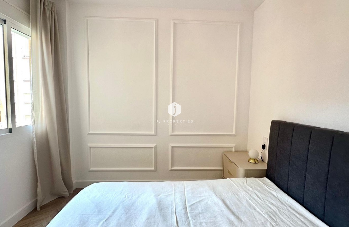 Aus zweiter Hand - Wohnung -
Torrevieja - Centro