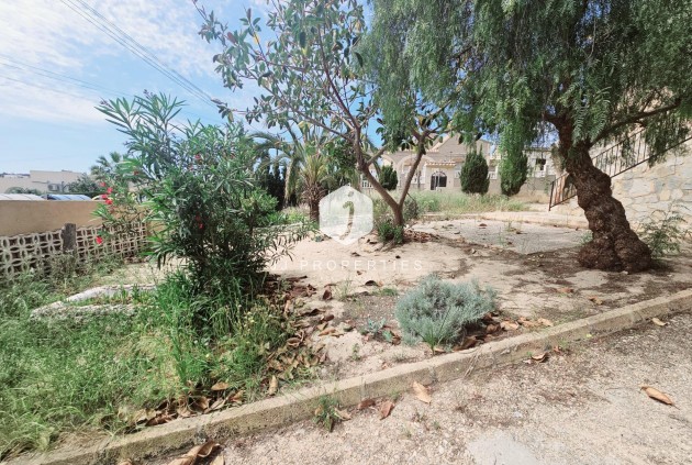 Aus zweiter Hand - Villa -
Torrevieja - Los Balcones - Los Altos del Edén