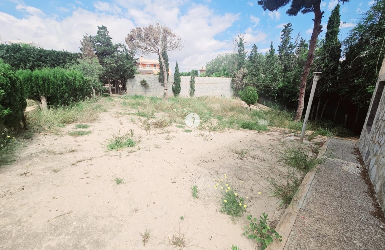 Aus zweiter Hand - Villa -
Torrevieja - Los Balcones - Los Altos del Edén