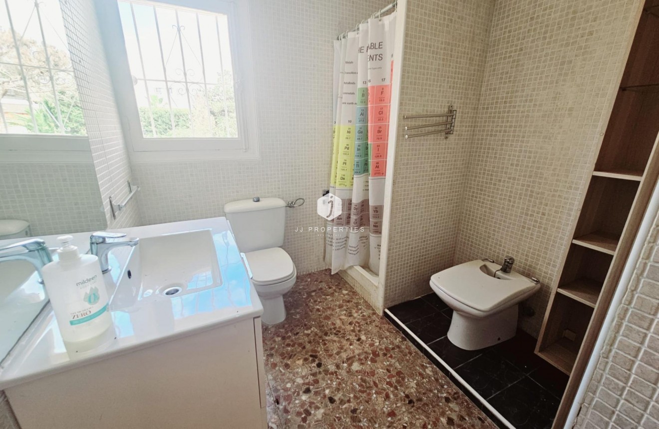 Aus zweiter Hand - Villa -
Torrevieja - Los Balcones - Los Altos del Edén