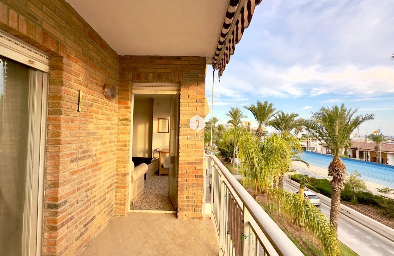 D'occasion - Appartement -
Torrevieja