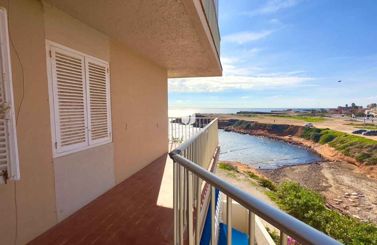 Tweedehands - Appartement / flat -
Torrevieja - Zona Los Frutales