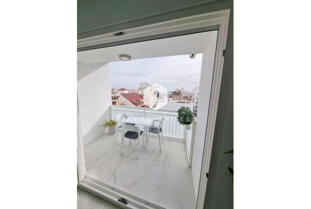 Resale - Apartment / flat -
Torrevieja