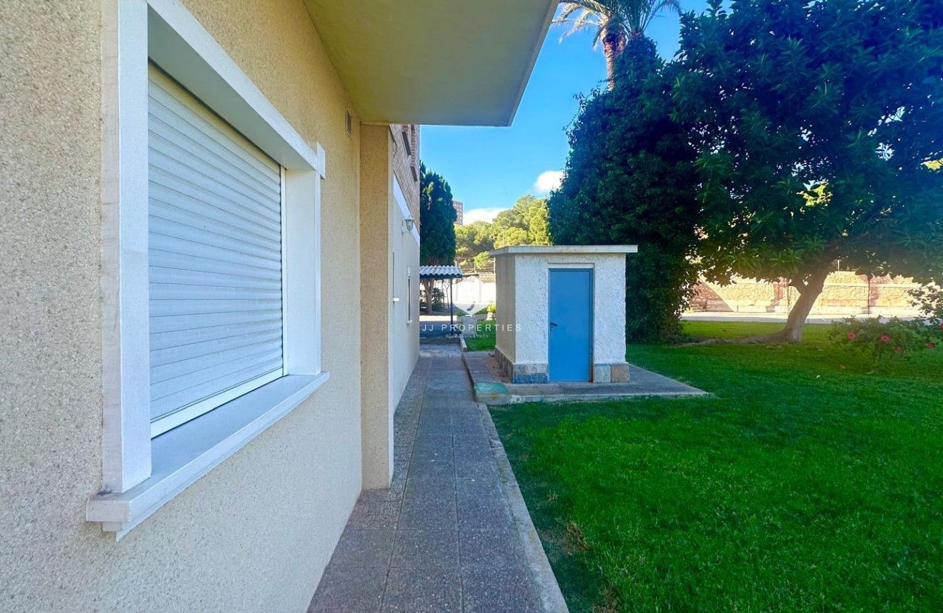 Resale - Apartment / flat -
Orihuela Costa - Altos De Campoamor