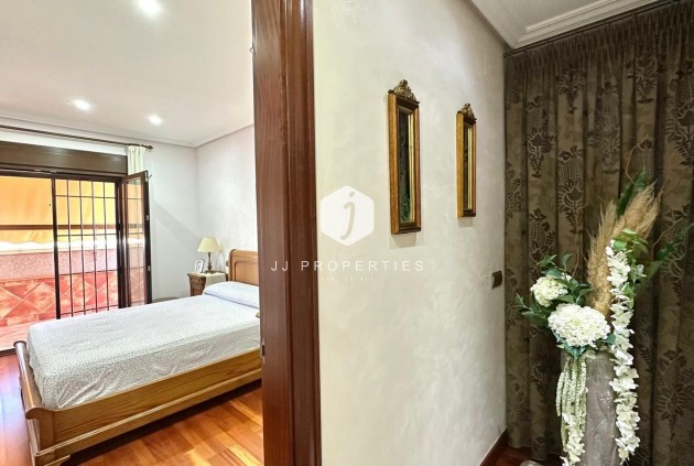 Tweedehands - Chalet -
Torrevieja - La siesta