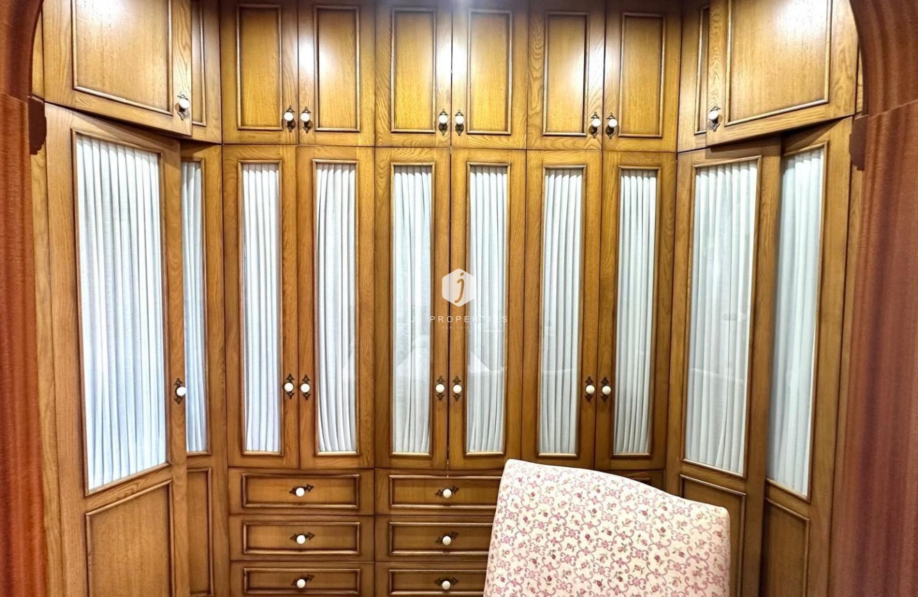 Tweedehands - Chalet -
Torrevieja - La siesta