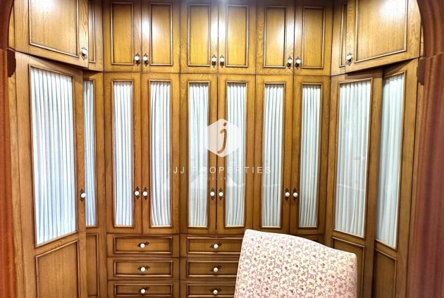 Tweedehands - Chalet -
Torrevieja - La siesta