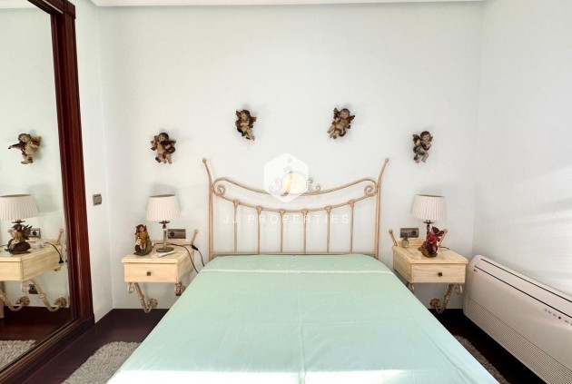 Tweedehands - Chalet -
Torrevieja - La siesta