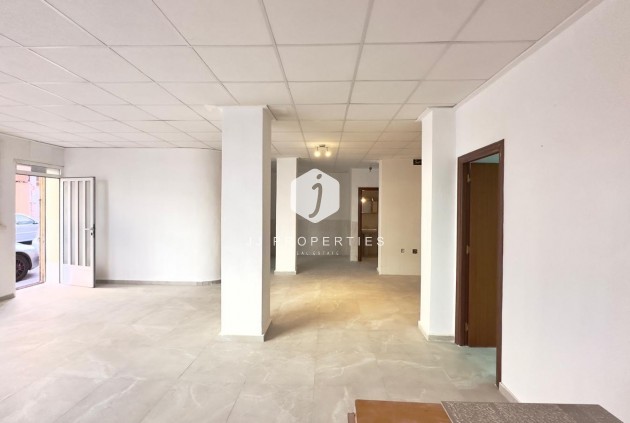 Resale - Apartment / flat -
Torrevieja - Centro