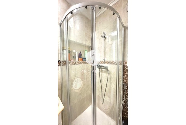 Z drugiej ręki - Villa -
Orihuela Costa - La Regia