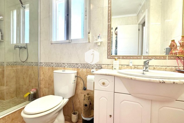 Z drugiej ręki - Villa -
Orihuela Costa - La Regia