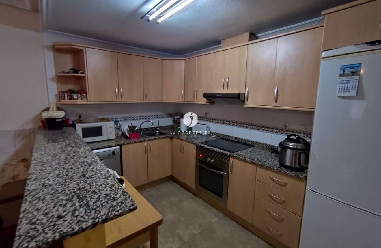 D'occasion - Appartement -
Torrevieja - Estacion de autobuses