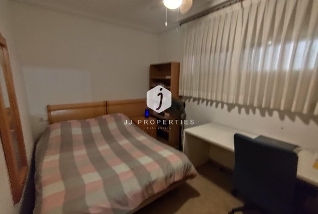 D'occasion - Appartement -
Torrevieja - Estacion de autobuses