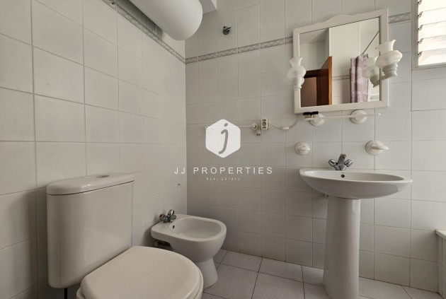 Tweedehands - Appartement / flat -
Torrevieja - Centro