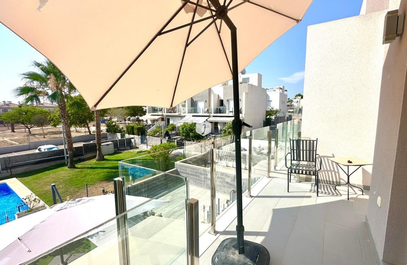 Tweedehands - Chalet -
Torrevieja - aguas nuevas