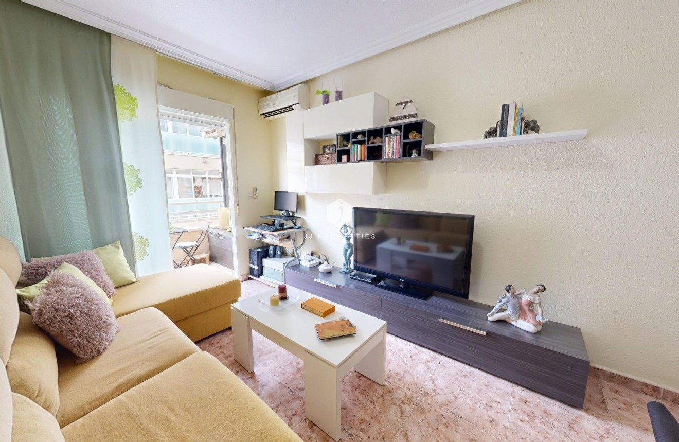 D'occasion - Appartement -
Torrevieja - Estacion de autobuses