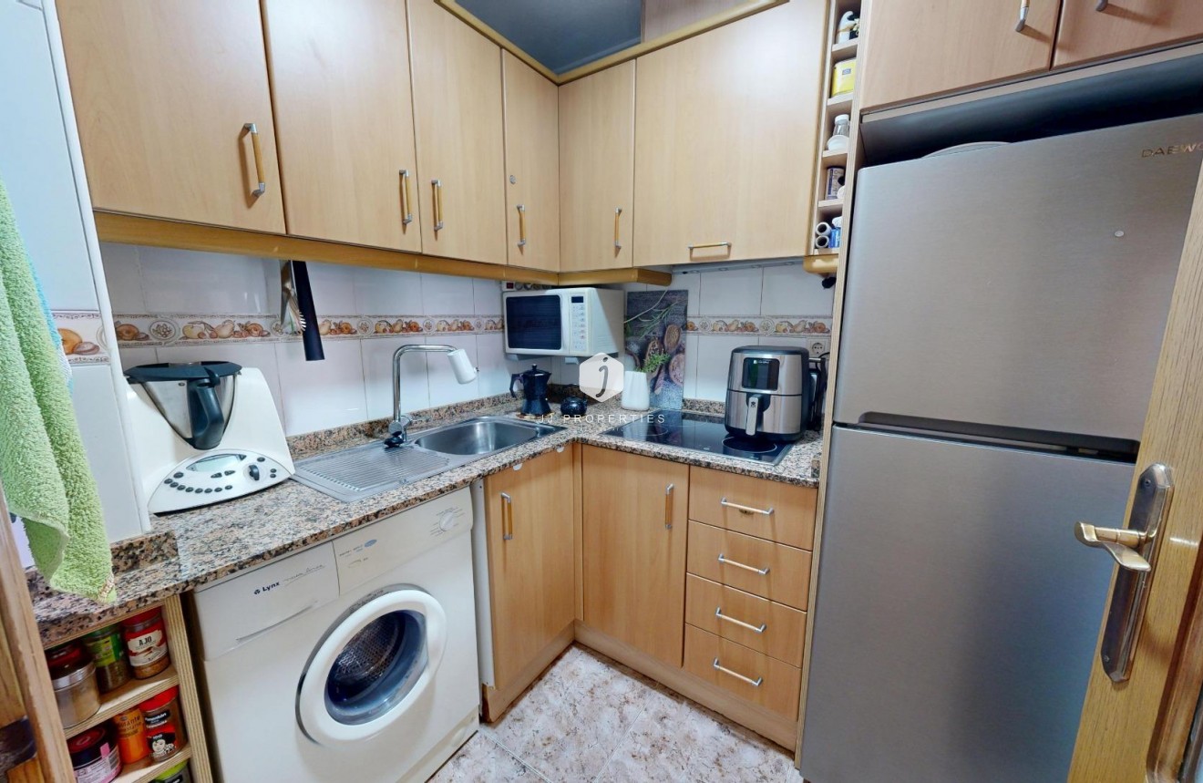 D'occasion - Appartement -
Torrevieja - Estacion de autobuses