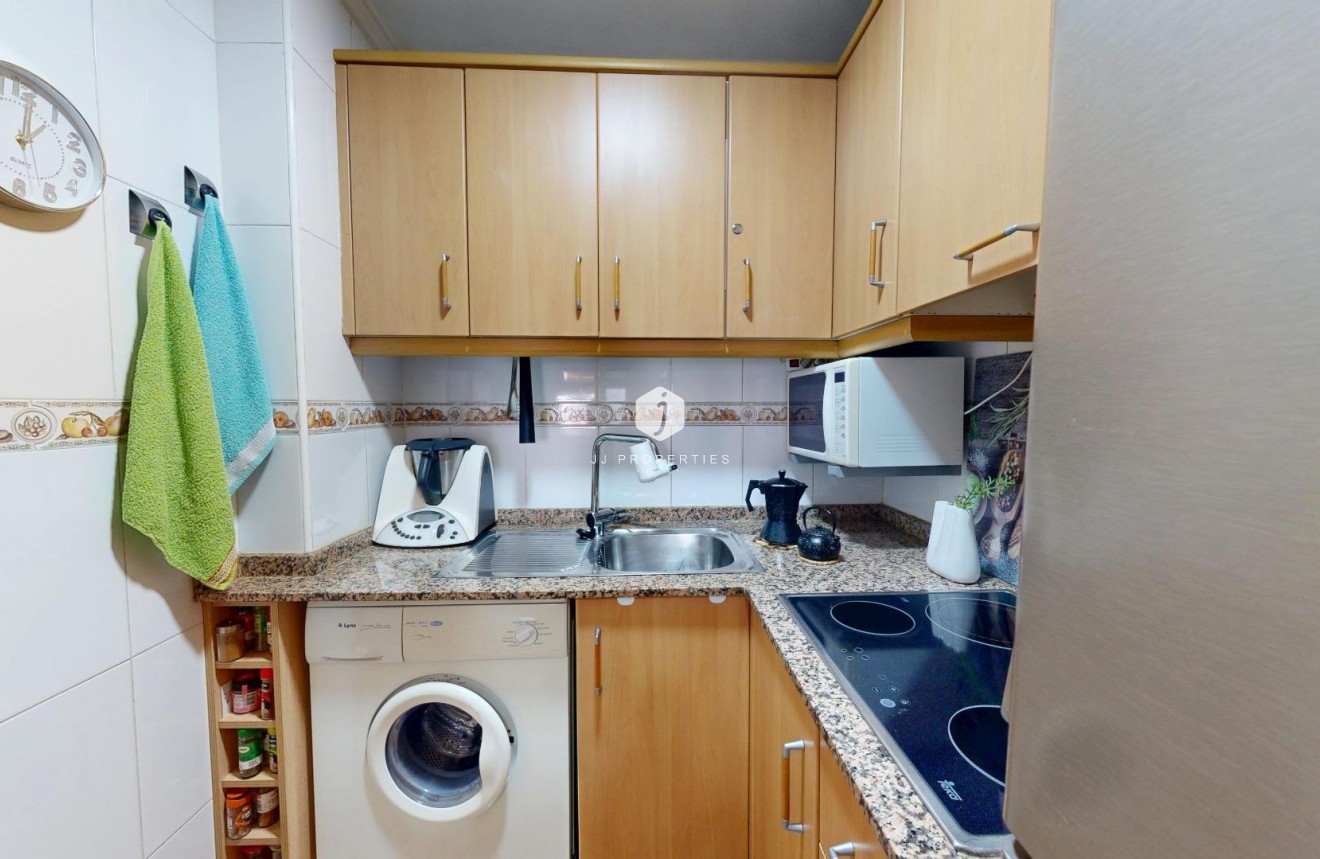 D'occasion - Appartement -
Torrevieja - Estacion de autobuses