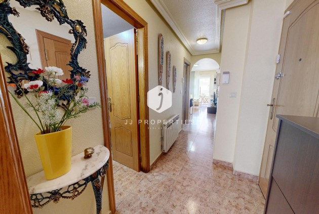 D'occasion - Appartement -
Torrevieja - Estacion de autobuses