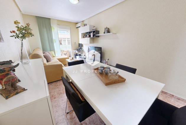 D'occasion - Appartement -
Torrevieja - Estacion de autobuses