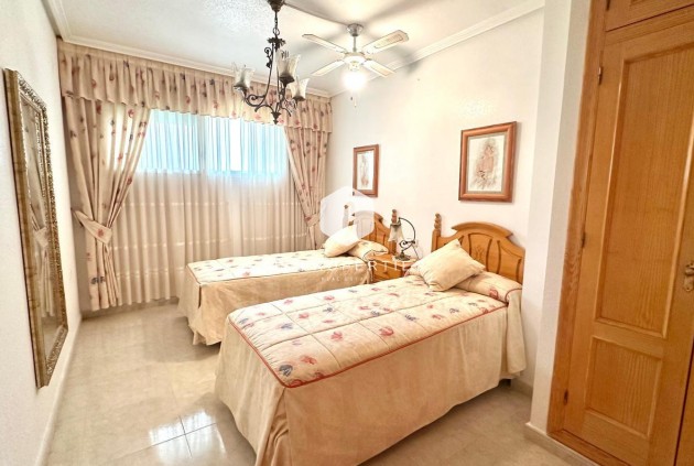 Resale - Penthouse -
Torrevieja - Centro