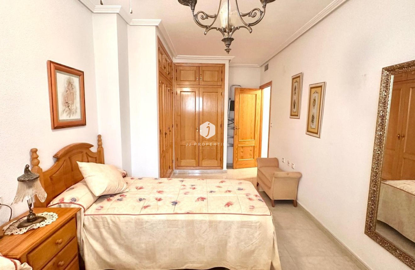 Resale - Penthouse -
Torrevieja - Centro