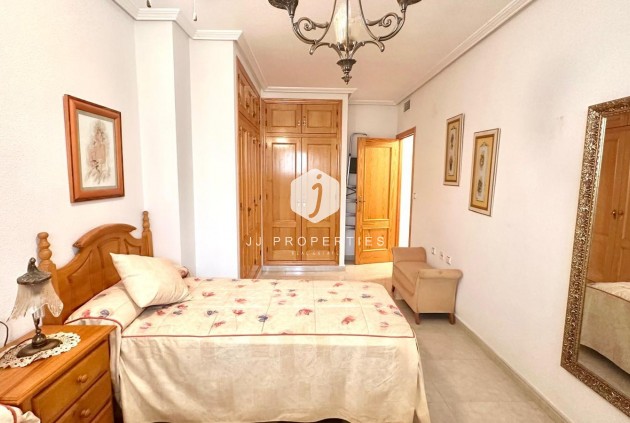 Resale - Penthouse -
Torrevieja - Centro