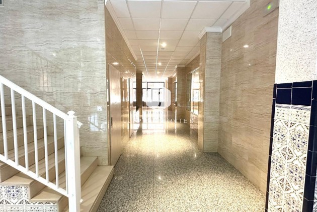 Resale - Penthouse -
Torrevieja - Centro