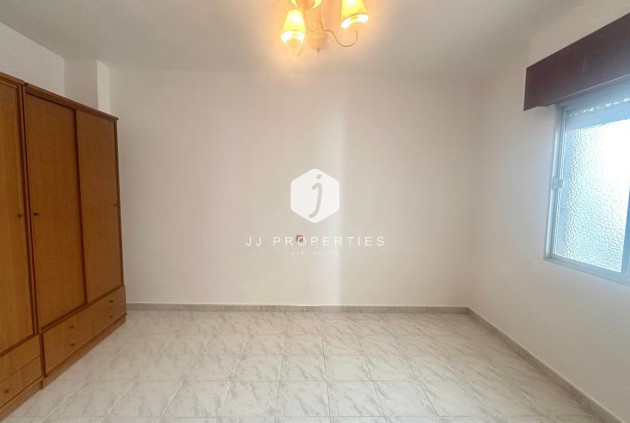 D'occasion - Appartement -
Torrevieja - Estacion de autobuses