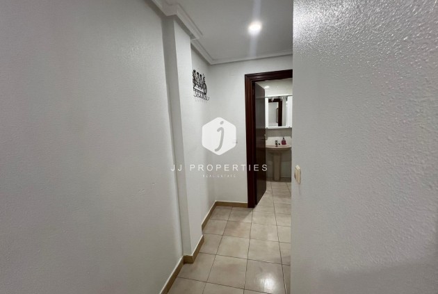 Tweedehands - Appartement / flat -
Torrevieja - Playa del Cura